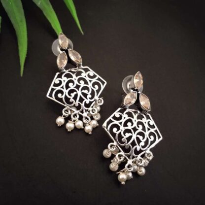 Cream filigree