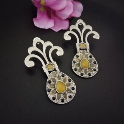 Ornate oval- 6