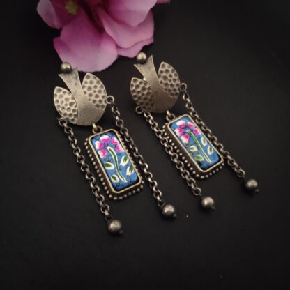 Handpainted  (r) s -8