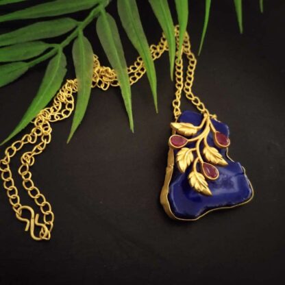 Irregular agates leaves -16