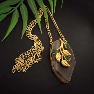 Irregular agates leaves -10