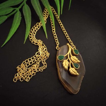 Irregular agates leaves -10