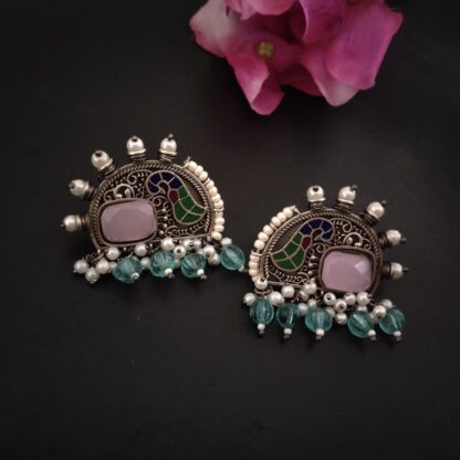 Half moon studs - 8