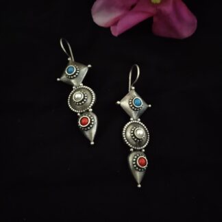 Geometric danglers -1