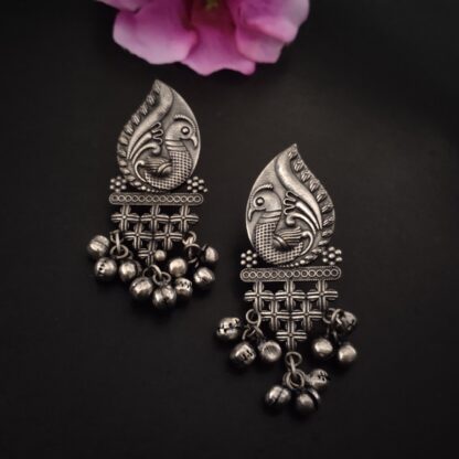 Jaali morni studs