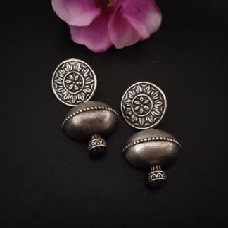 Tribal round studs-2