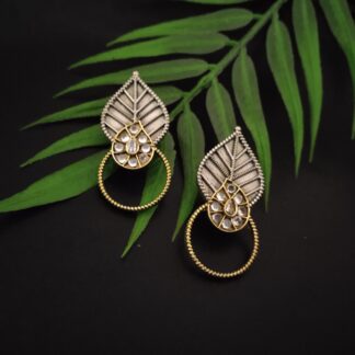Ornate geometric leaf - 5