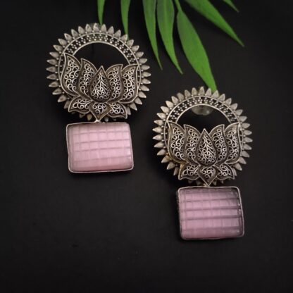 Pink round lotus