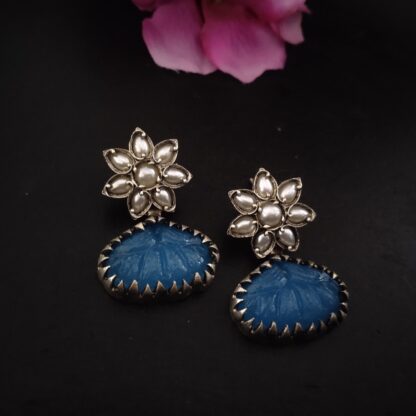 Floral pearl blue