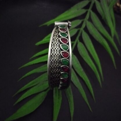 Tapered crystal kada - 1