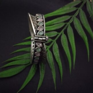 Tapered crystal kada - 4