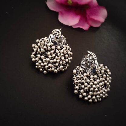 Morni pearls studs-4