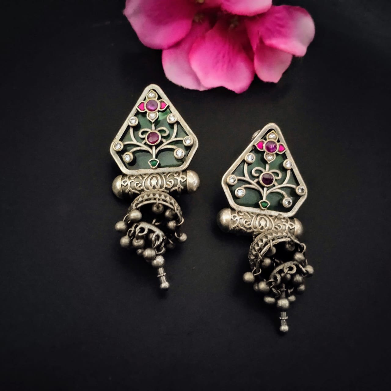 Voylla Gwalior Gold Toned Layered Jhumka Earrings : Amazon.in: Fashion