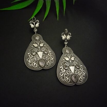 Ornate bageecha - Image 4