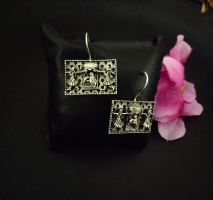 Baraati danglers