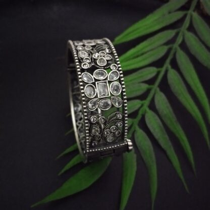 Floral crystal kada - 4 - Image 2