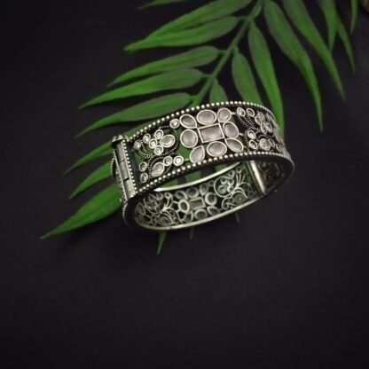 Floral crystal kada - 6
