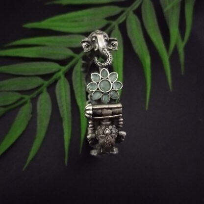 Ganesha crystal kada - 2 - Image 2