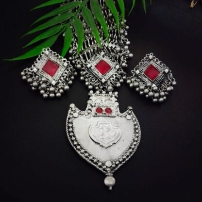 Red Jaali tribal set