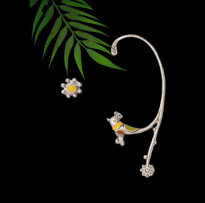 Asymetrical earrings cuff