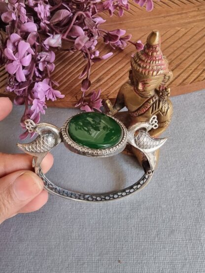 Sunheri Peacock Kada - 5n