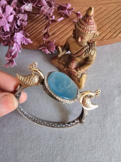 Sunheri Peacock Kada - 4n