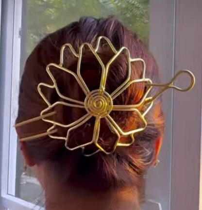 Ornate lotus bun cage - Image 3