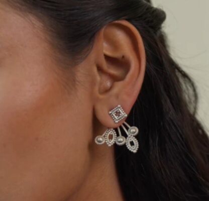 Dainty cutwork geometric  leaf - Image 3