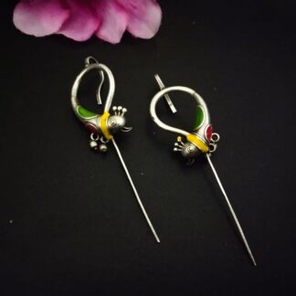 Quirky bird needle earcuff