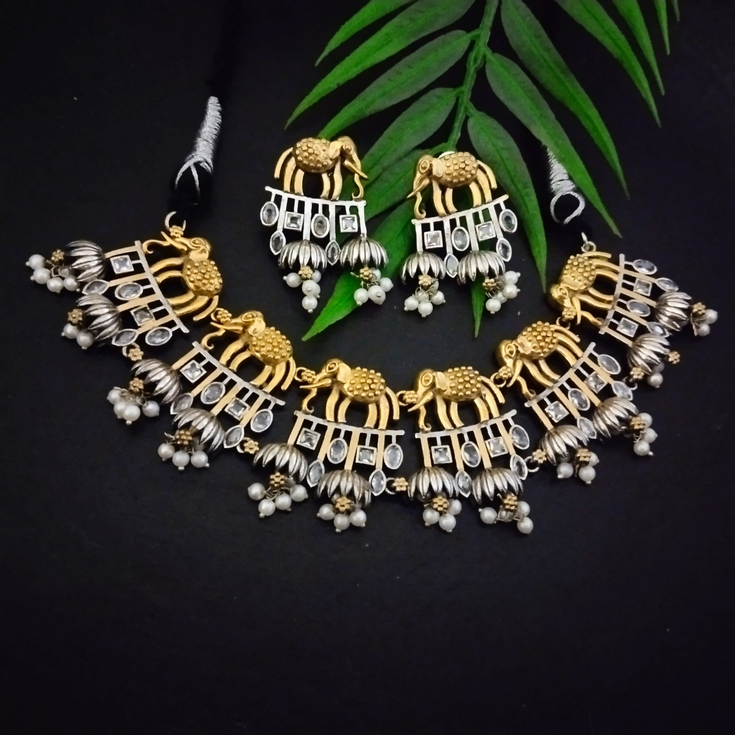 Jugalbandi haathi set -2 white