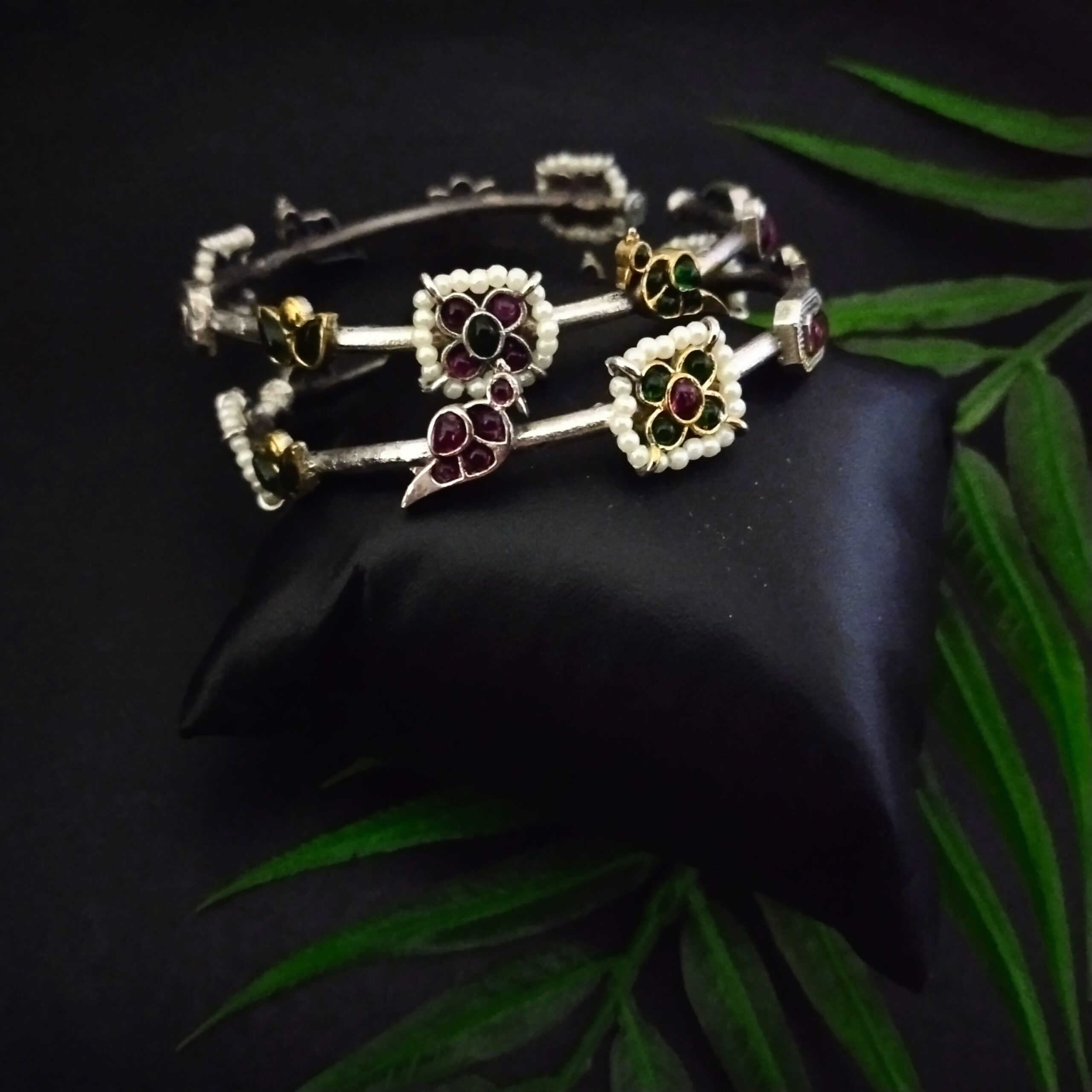 Kundan lotus chidiya bracelet - 6/ multi colour