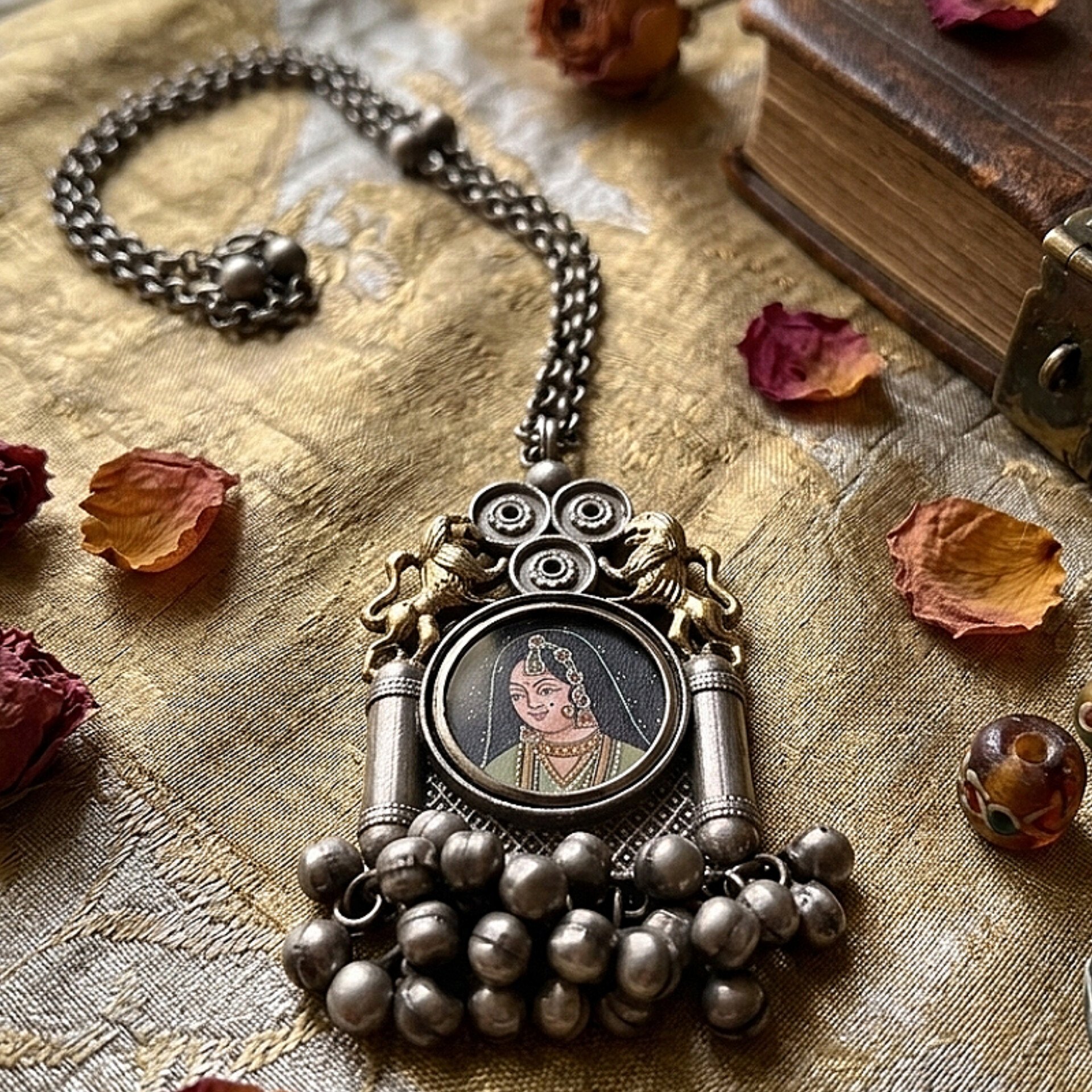 Classic ornate chitrakari - Sanjida