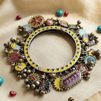 Desipali hp Kada with rangoli charms